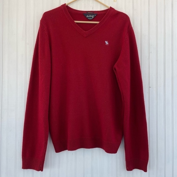Abercrombie & Fitch Men's Red V-neck Wool Blend Pullover Sweater Size XL - Picture 1 of 4